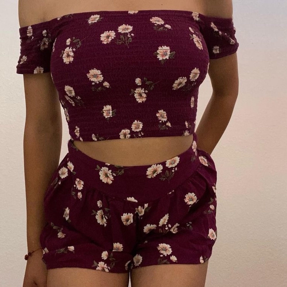 Two piece set flowy shorts & off the shoulders top with pink flowers